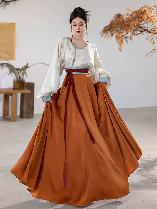 Tang Dynasty x Modern Hanfu: Swan Banquet 惊鸿宴 (Preorder)