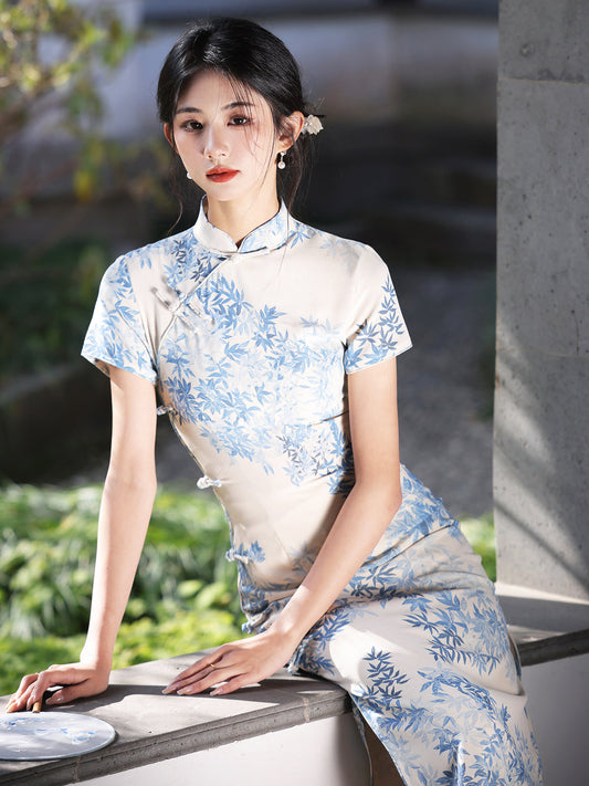 Rustling Winds - Short Sleeve Spring Blue Midi Cheongsam