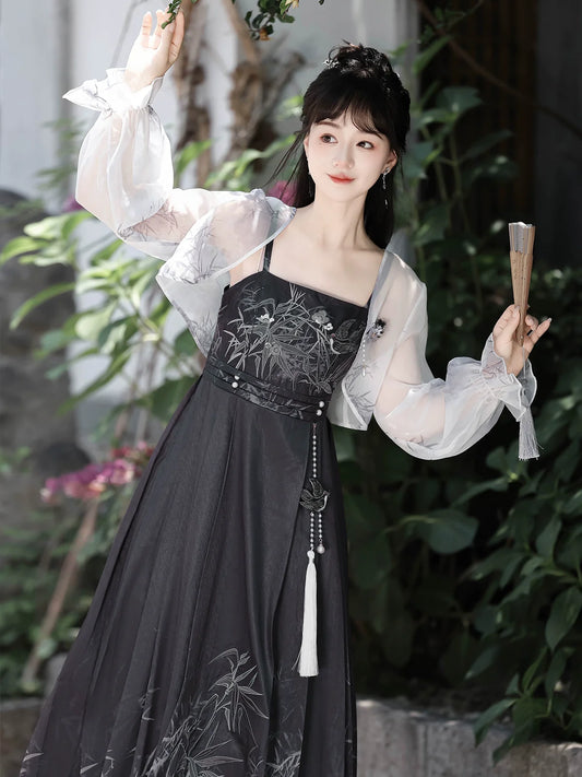 Tang Dynasty x Modern Hanfu: Ember Bamboo 竹烬