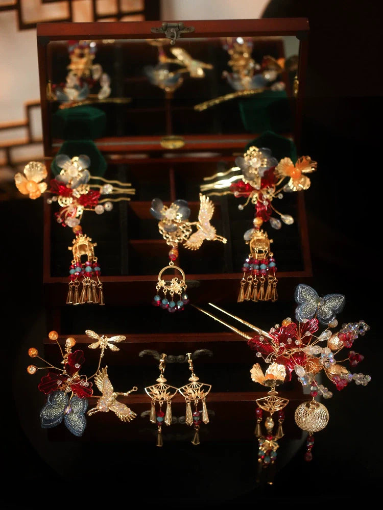 Chinese Wedding Hair Accessories: Infinite Affection