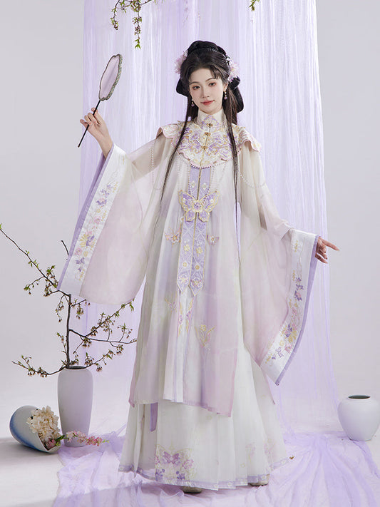 Lifelike 栩栩 - Cloud Collar & Mamianqun Ming Dynasty Hanfu Set