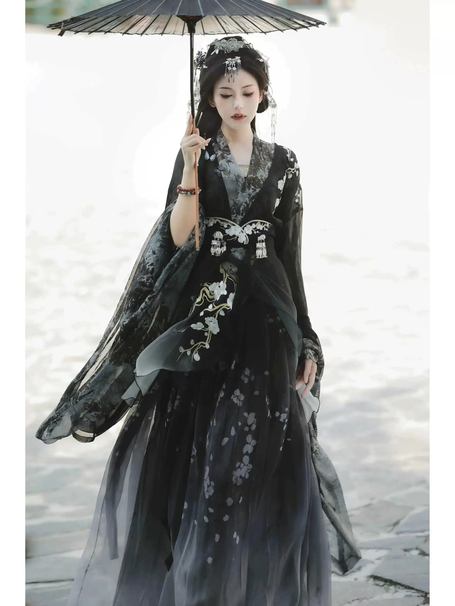 Unstained 不染尘 - Wei Jin Wuxia Style Qiyao Ruqun (Preorder)