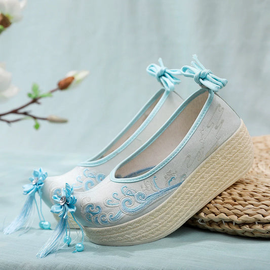 Naomi - Embroidered Hanfu Shoes with Straw Platform
