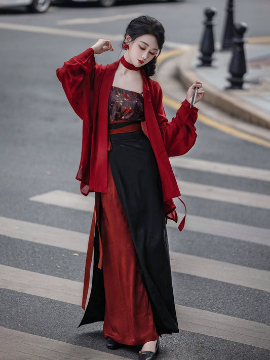 Rose Whisper 玫瑰夜语 - Modern Song Dynasty Hanfu Outfit (Preorder)