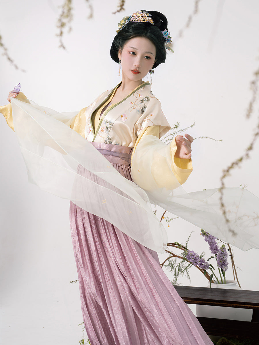 Qiantong 芊桐 - Tang Dynasty Style Beizi Silk and Satin Qiyao Ruqun (Preorder)