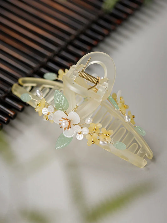 Hair Claw: Sweet Osmanthus