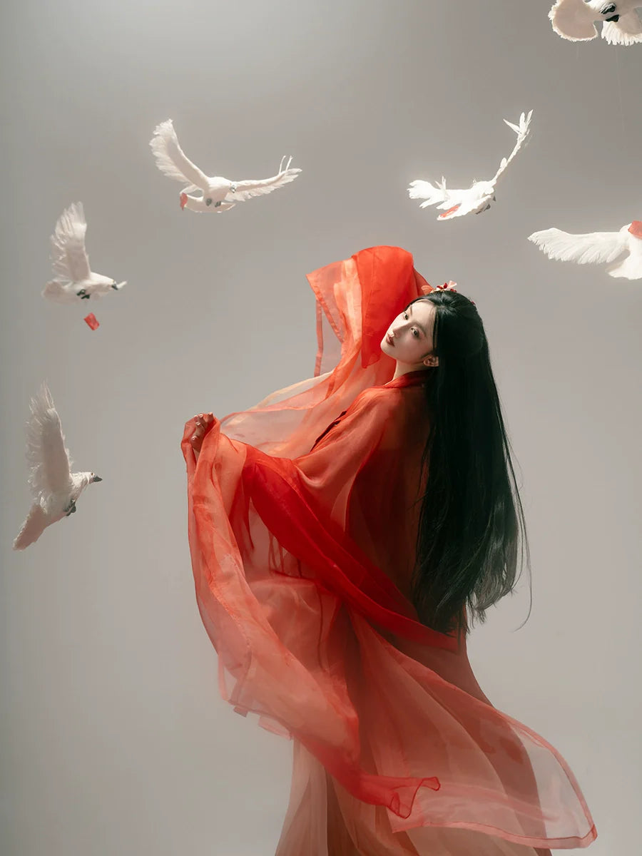 Red Sakura 红樱 - Tang Dynasty Style Qixiong Ruqun