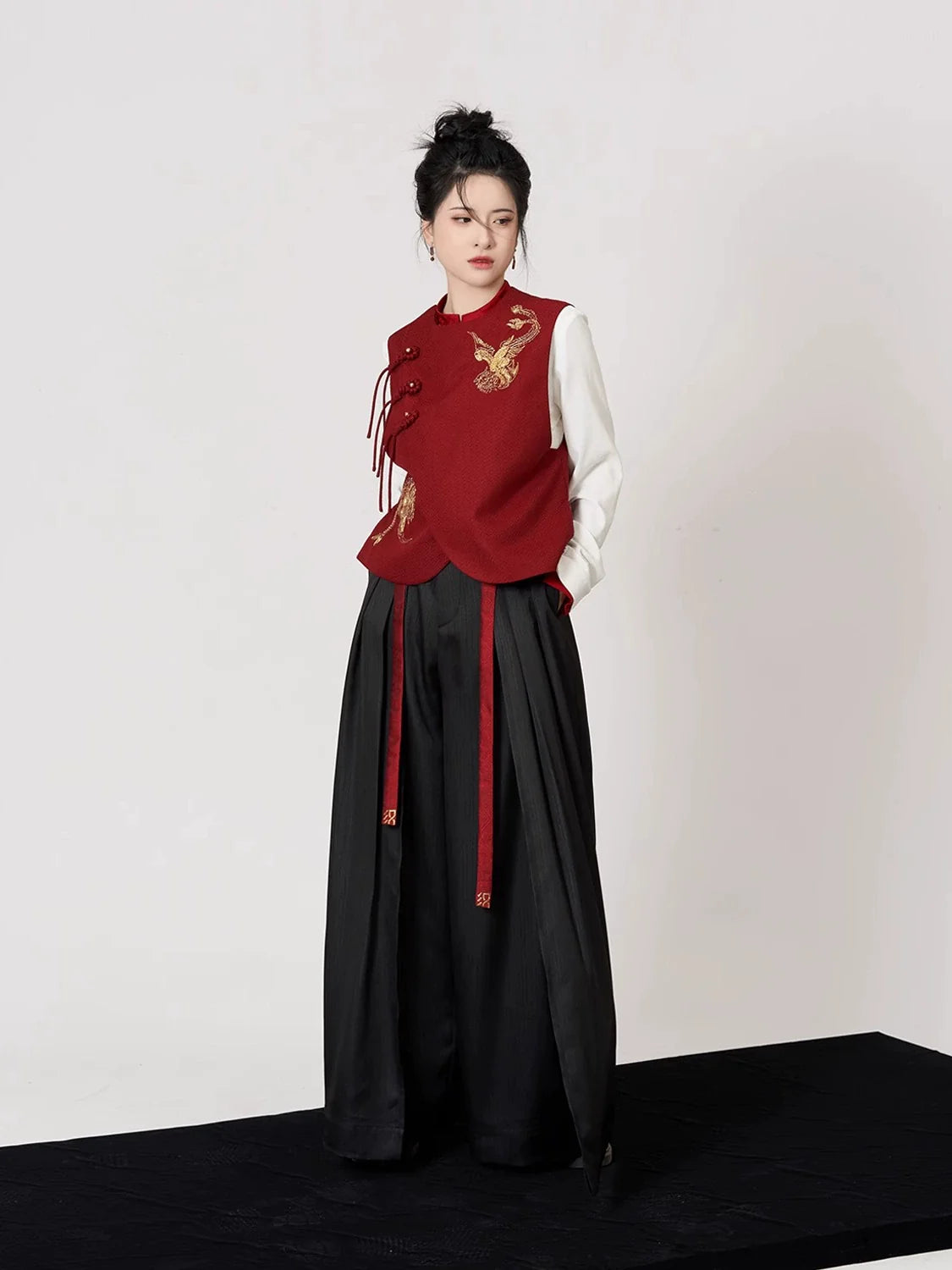 New Chinese Style Festive Outfit, Fire Sparrow 火雀 (Preorder)