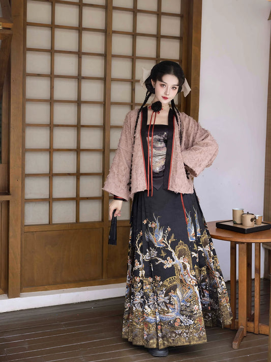 Ming Dynasty Modern Hanfu and Mamianqun, Flowers And Birds 花鸟浮生