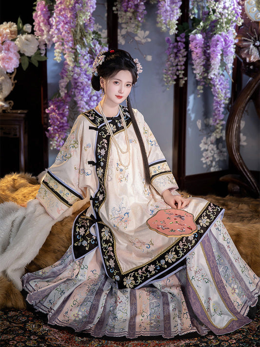 Baohua 宝华 - Qing Dynasty Han Lady Outfit