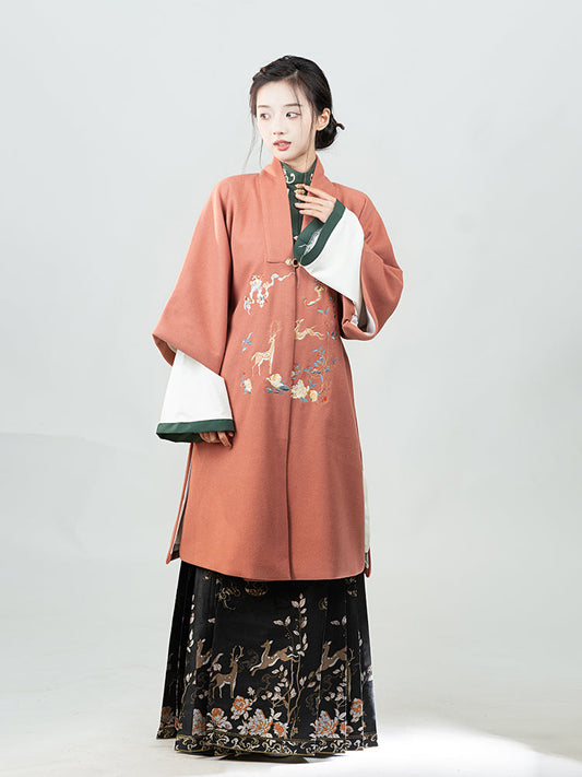 Immortal Deer 富贵神鹿 - Robe & Mamianqun Ming Dynasty Hanfu Set