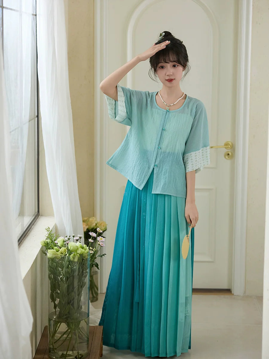 Only Green 只此青绿 - Ming Dynasty New Chinese Style Hanfu (Preorder)