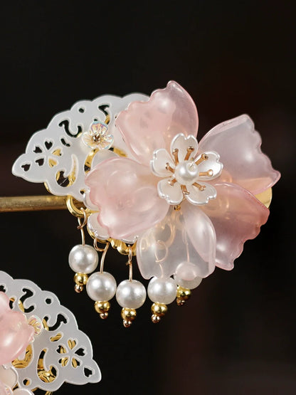 Hair Clips: Lace and Bows