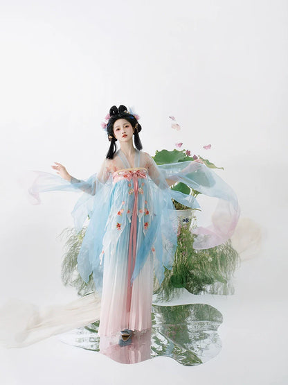 Zhiyi 知意 - Tang Dynasty Style Qixiong Ruqun