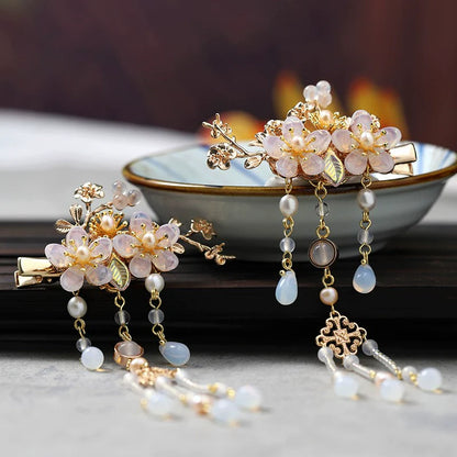 Hair Clips: Manxi