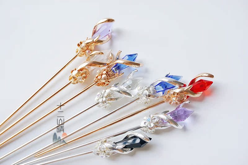 Hair Pin: Divine Stick