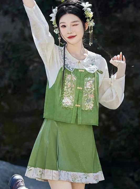 Ming Dynasty x Modern Hanfu: Star of the South 天南星 (Preorder)