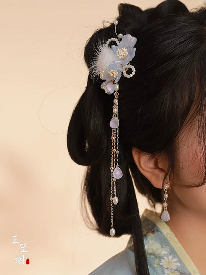 Hair Clips: Riveria