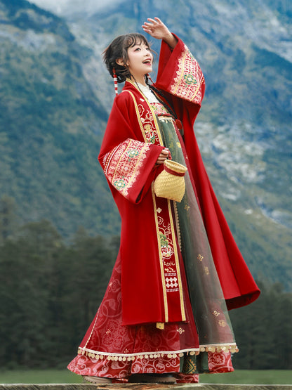 Snow Flame 雪焰 - Modern Tang Dynasty Dunhuang Festive Outfit
