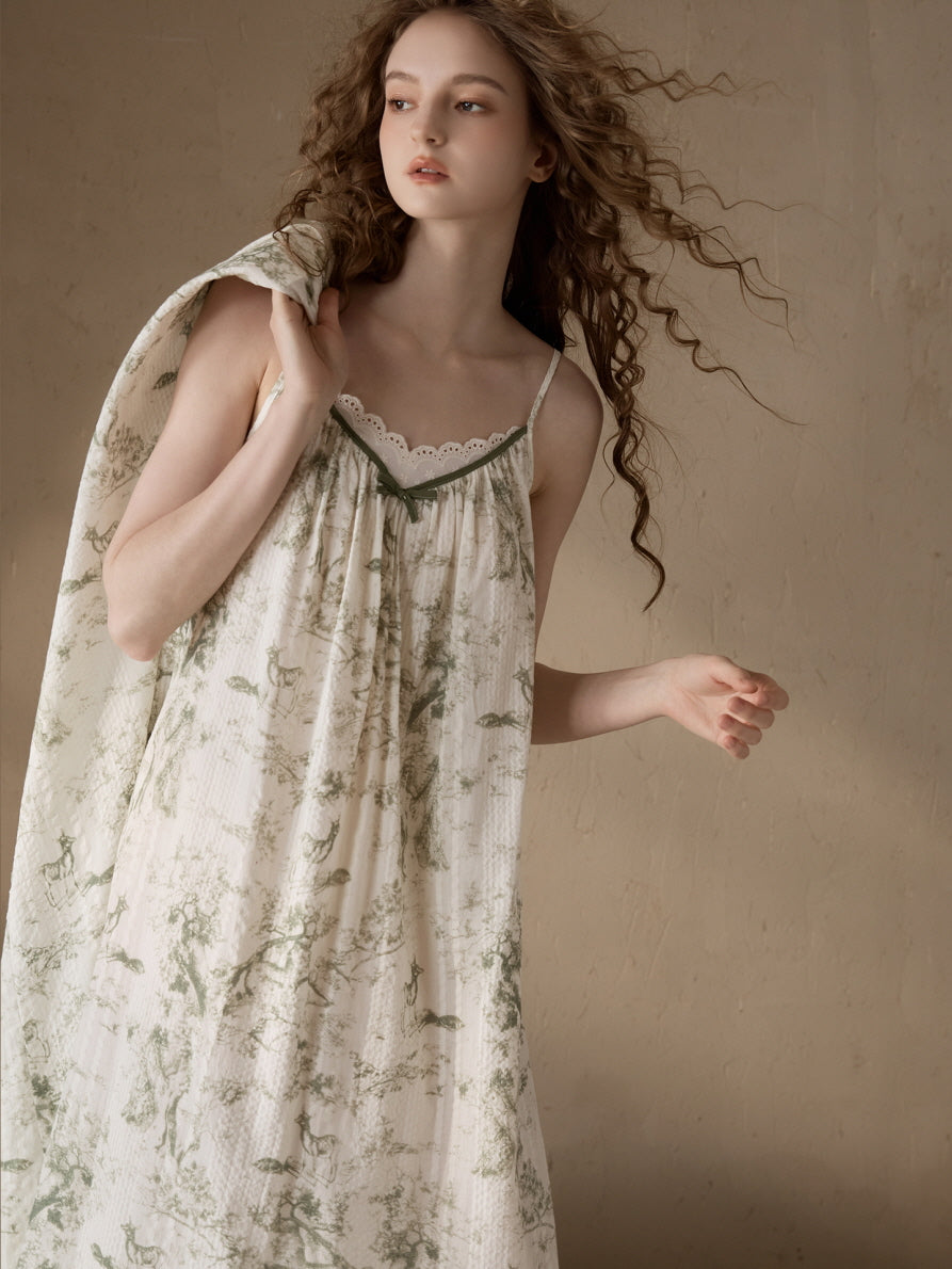 Woodland Toile Print Nightgown & Robe Set