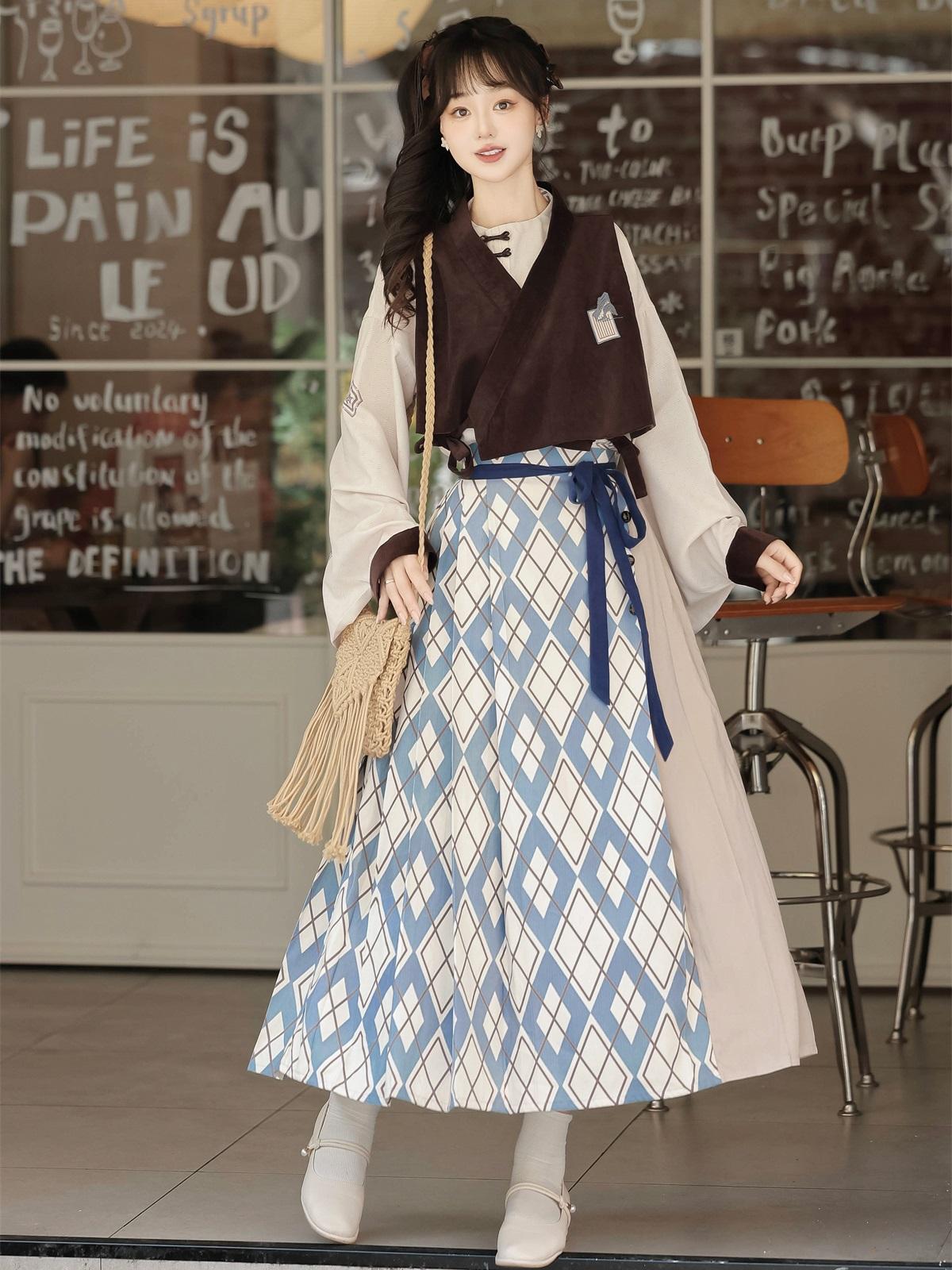 Travels in the Mountains 山间游记 - New Chinese Style Modern Ming Dynasty Hanfu