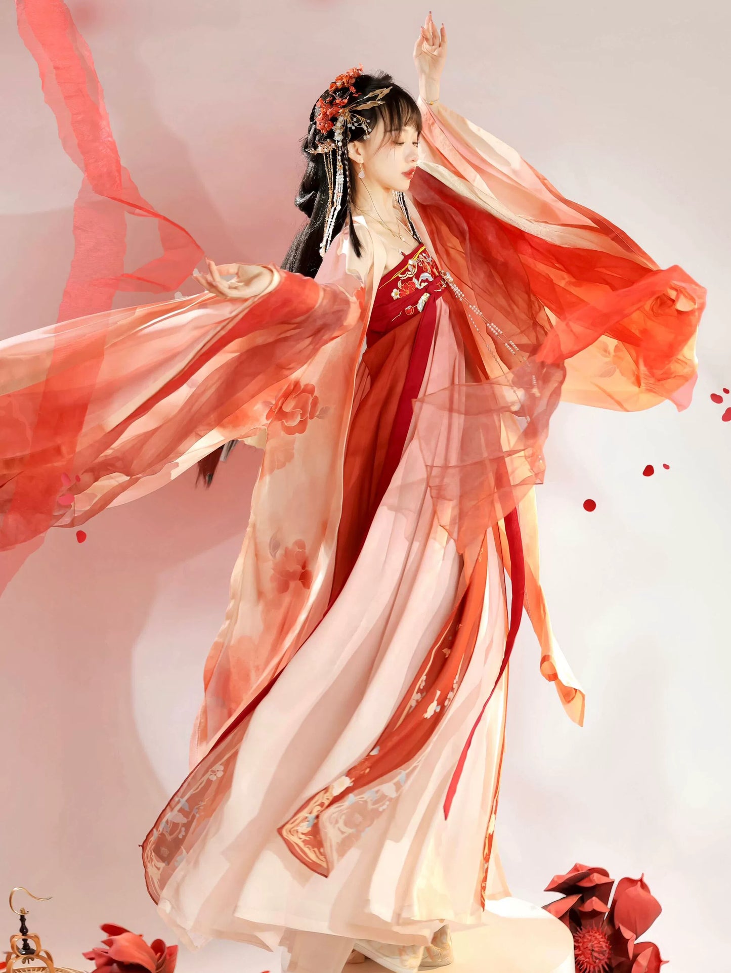 Chuntang 春棠 - Tang Dynasty Style Hanfu Dress Heziqun