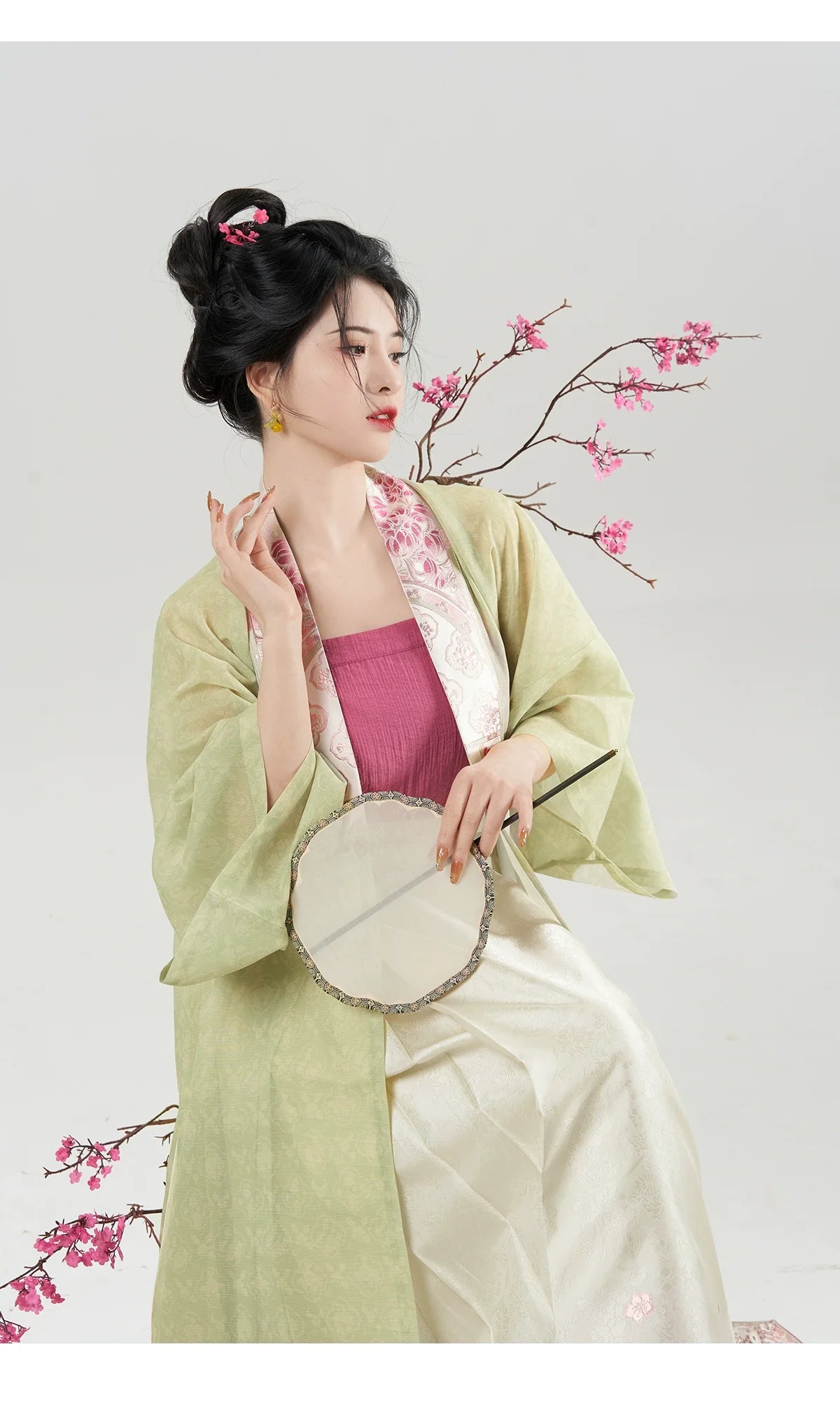 Modern Hanfu x Ming Dynasty: Luminous Waves 满晴波 (Preorder)