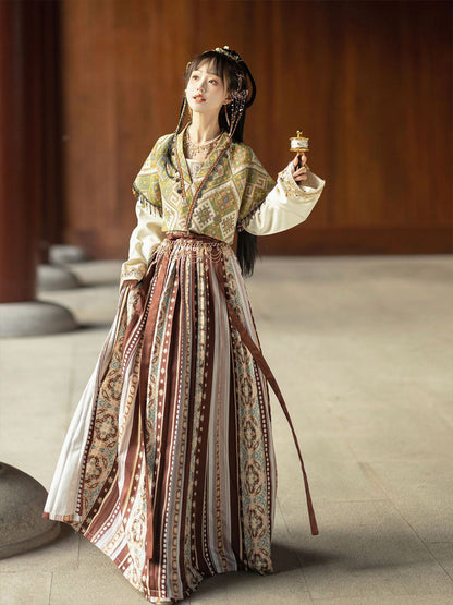 Qiubai 秋白 - Tang Dynasty Style Beizi Qiyao Ruqun