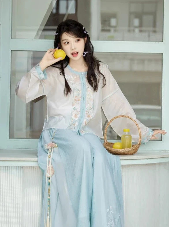 Song Dynasty x Modern Hanfu: Pure Jade 碧玉 (Preorder)
