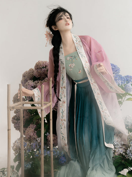 Lotus Pond - Song Dynasty Style Qiyao Ruqun Hanfu