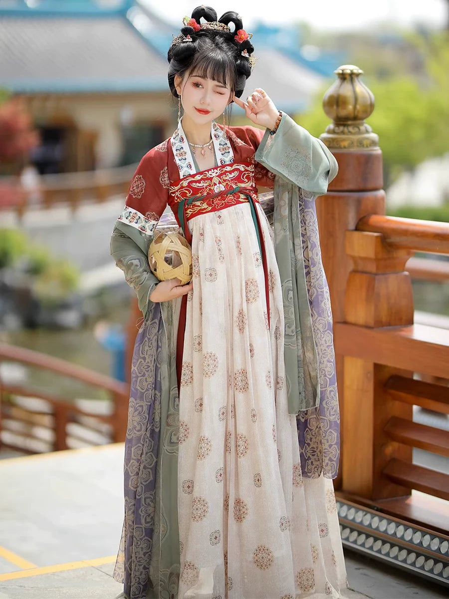 Fanhua 繁花 - Tang Dynasty Style Qixiong Ruqun