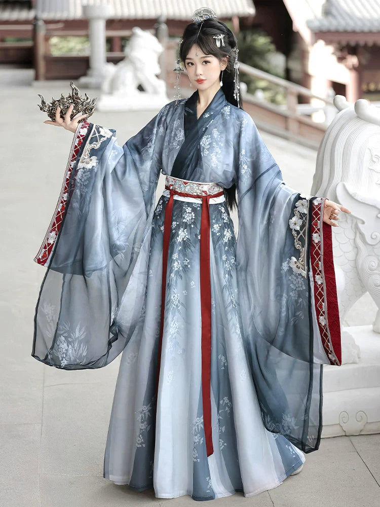 Dream Walking 踏梦行 - Wei Jin Chivalry Style Qiyao Ruqun (Preorder)