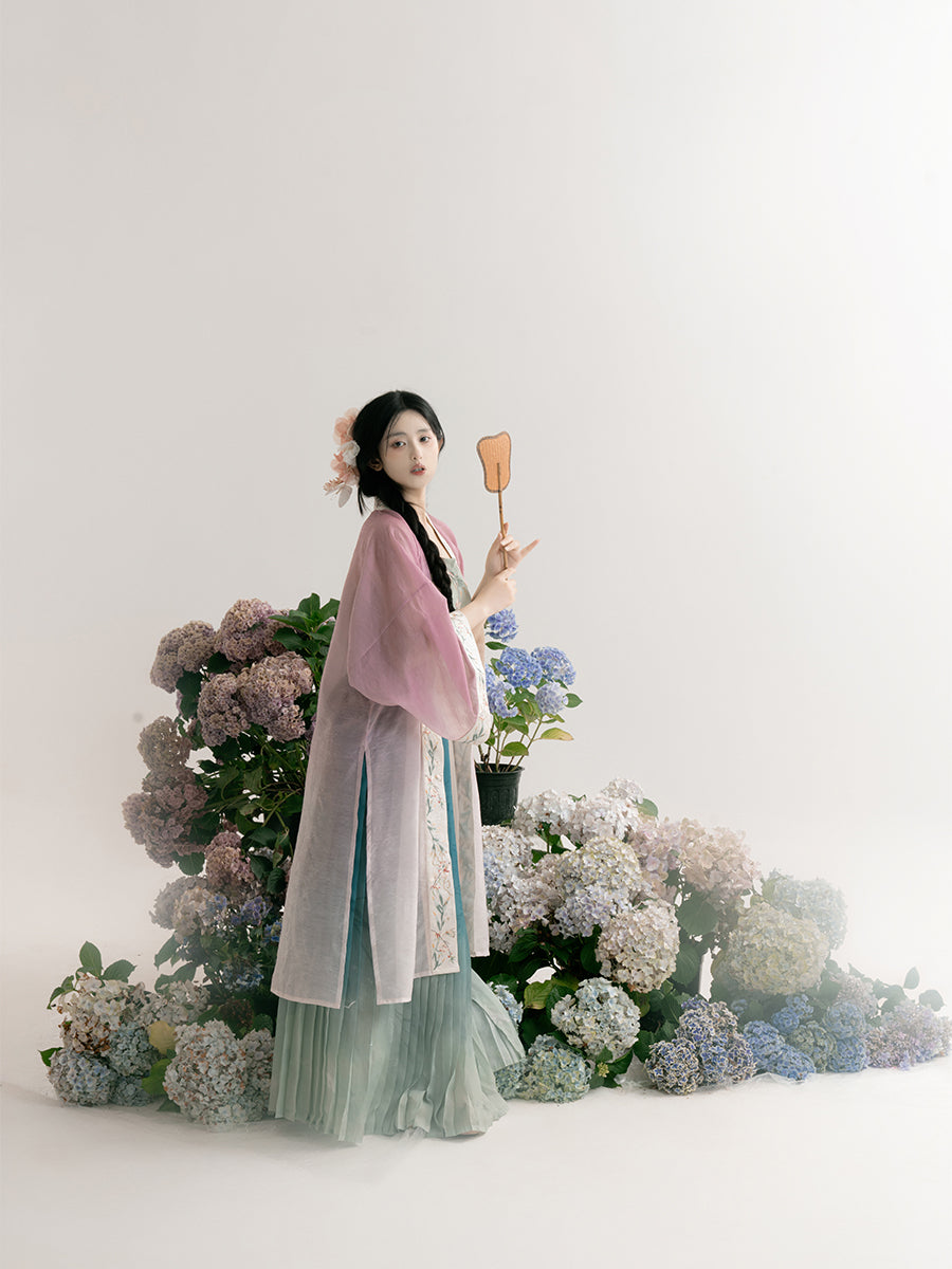 Lotus Pond - Song Dynasty Style Qiyao Ruqun Hanfu