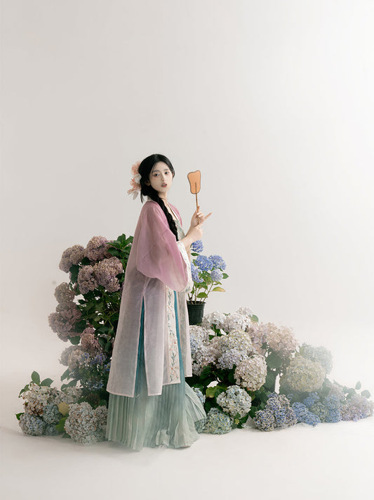 Lotus Pond - Song Dynasty Style Qiyao Ruqun Hanfu