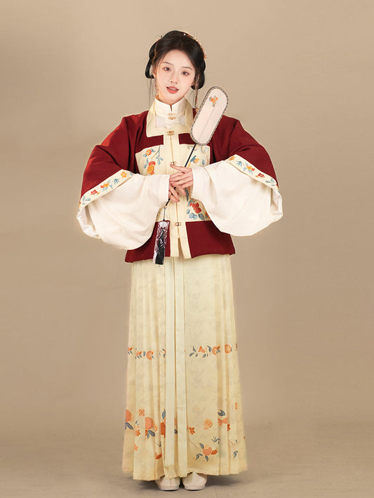 Pistachio 开心果 - Square Collar Top & Mamianqun Ming Dynasty Hanfu Set