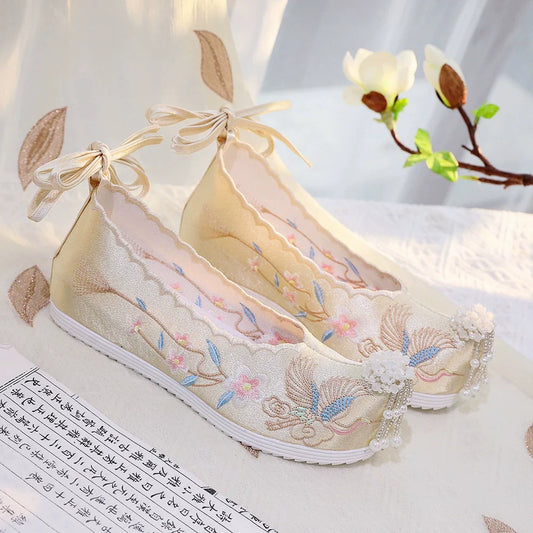 Madison - Embroidered Chinese Hanfu Shoes