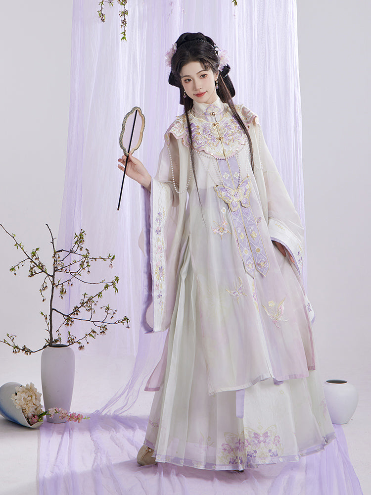 Lifelike 栩栩 - Cloud Collar & Mamianqun Ming Dynasty Hanfu Set