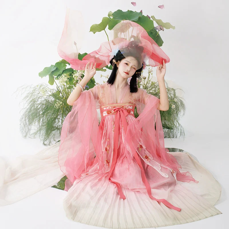 Zhiyi 知意 - Tang Dynasty Style Qixiong Ruqun