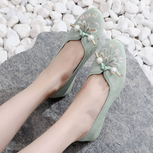 Arabella - Embroidered Chinese Style Shoes