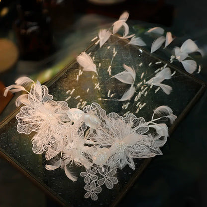 Chinese Wedding Hair Accessories: Featherington