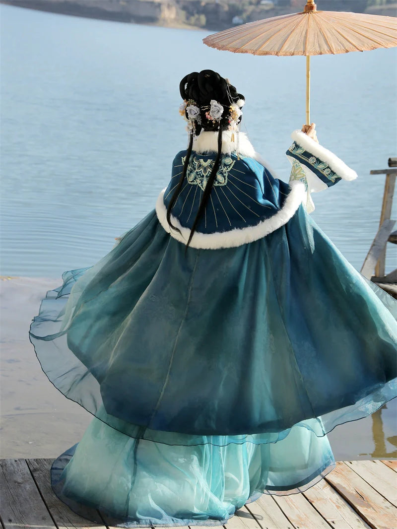 Yan Ruyu 颜如玉 - Tang Dynasty Style Qixiong Ruqun for Winter