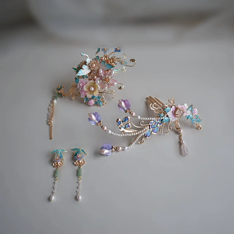 Hanfu Hair Accessories Set: Phoenix wears Peony