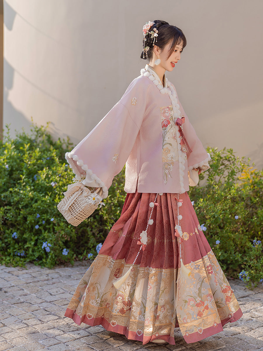 Flower Banquet 团花小宴 - Pipa Sleeve Top & Mamianqun Ming Dynasty Hanfu Set