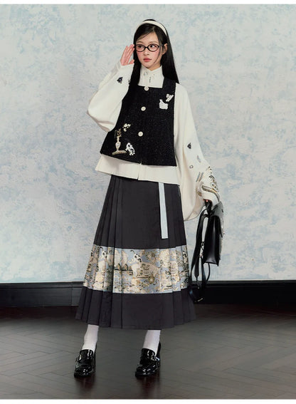 Ming Dynasty Modern Hanfu, Mamianqun, Bogu Cat 博古猫猫 (Preorder)