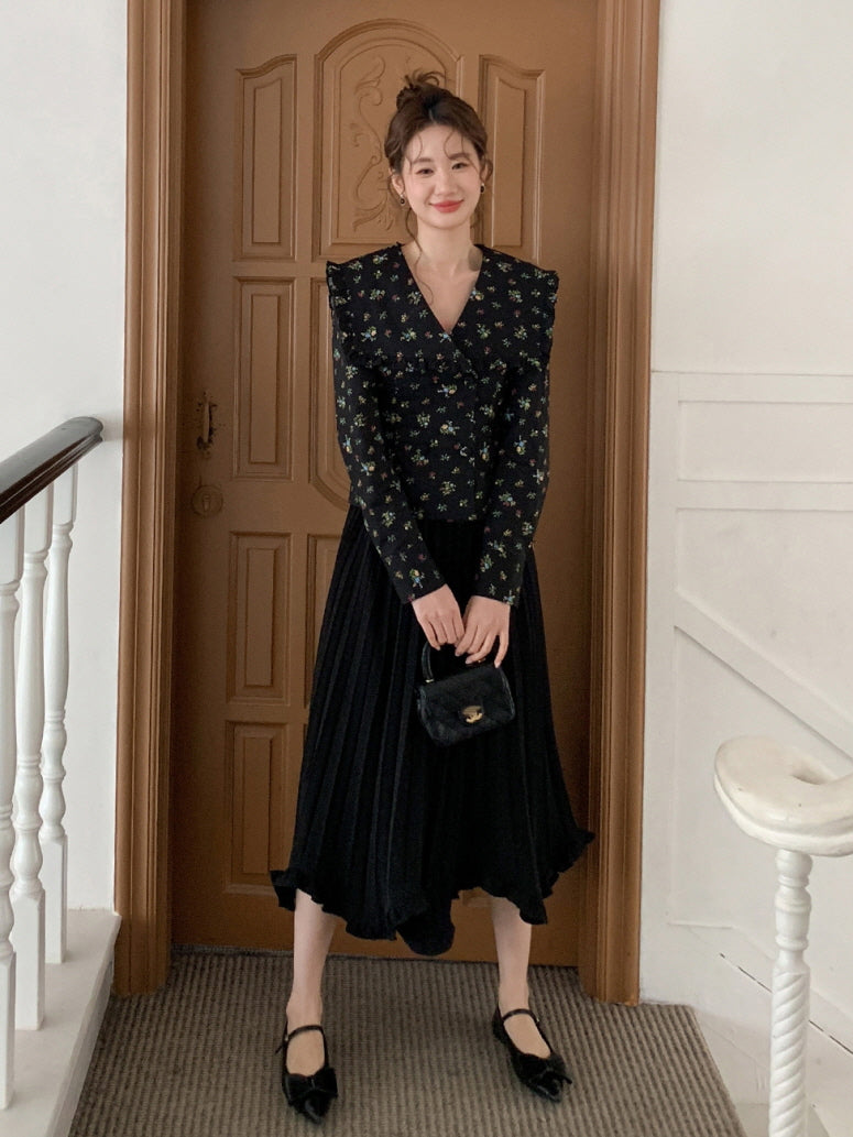 Black Vintage Floral Blouse