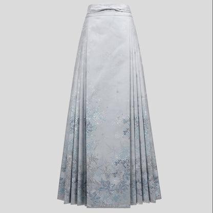 Frost and Snow 霜雪 - New Chinese Style Ming Dynasty Top and Mamianqun Set (Preorder)