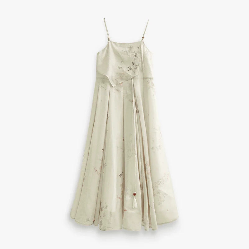 Tang Dynasty x Modern Hanfu: Flower Paper 花笺 (Preorder)