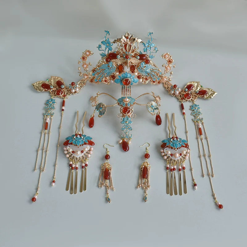 Chinese Wedding Hair Accessories: Colors and Phoenixes
