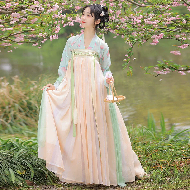 Peach Xiaoqi 桃小柒 - Tang Dynasty Style Qixiong Ruqun