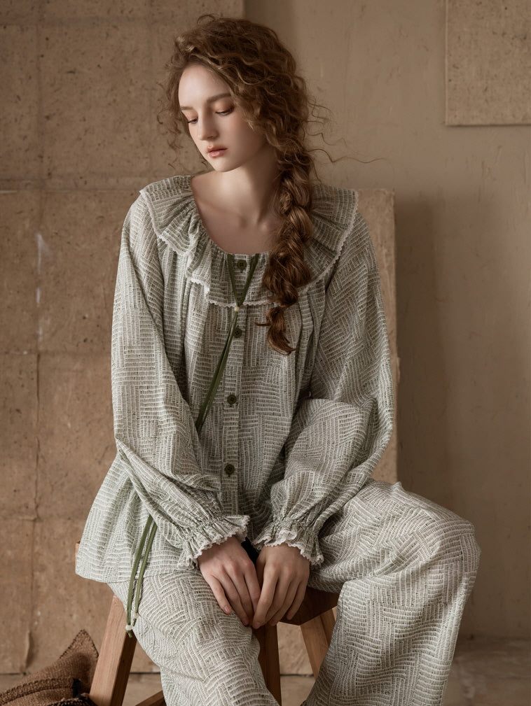 Vintage Ruffle Collar Pajamas